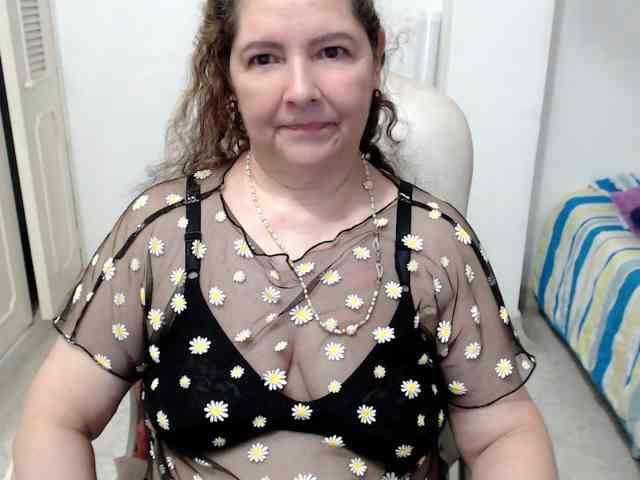leonela-68 webcam