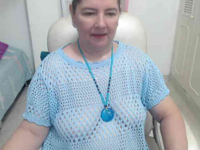leonela-68 webcam