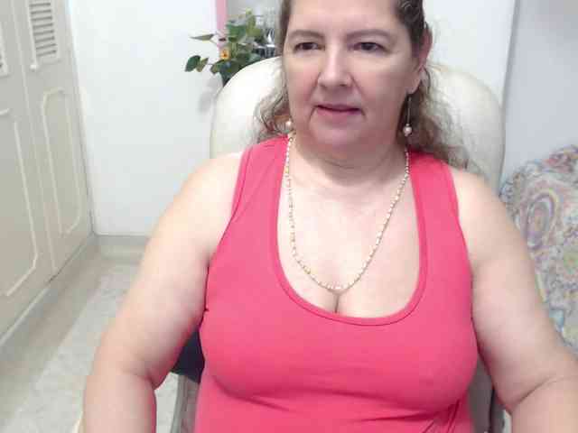 leonela-68 webcam