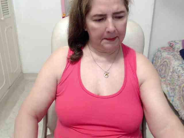 leonela-68 webcam