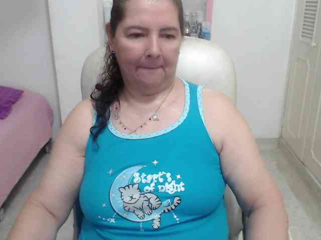 leonela-68 webcam