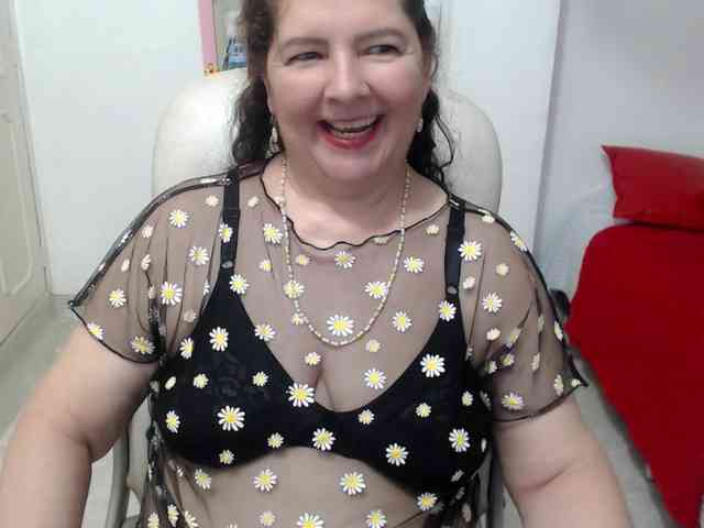 leonela-68