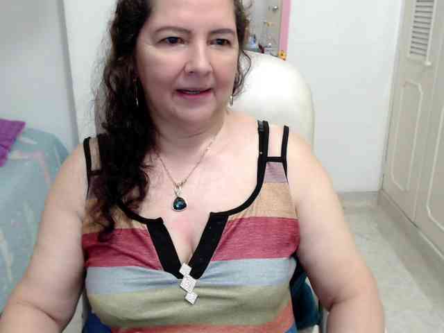 leonela-68 webcam