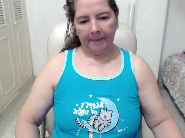leonela-68 webcam