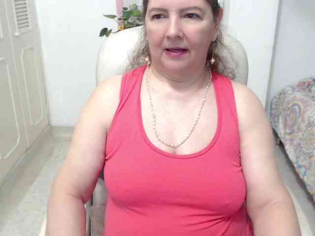 leonela-68 webcam