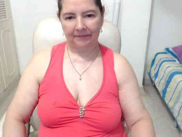 leonela-68