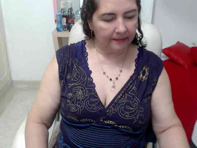 leonela-68 webcam