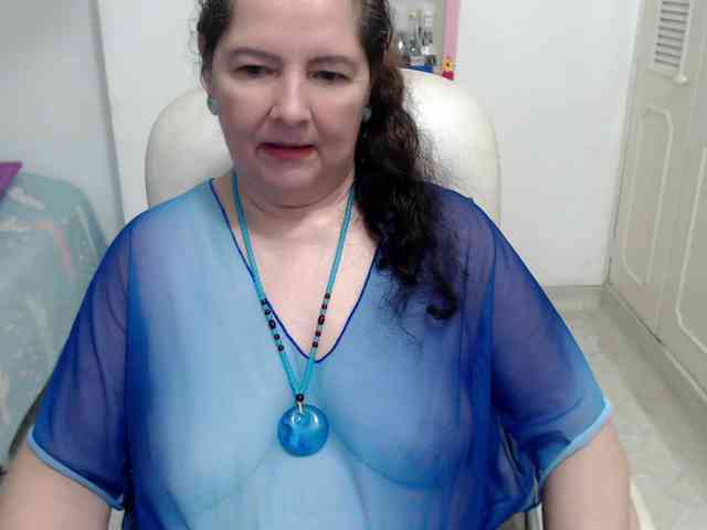 leonela-68 webcam
