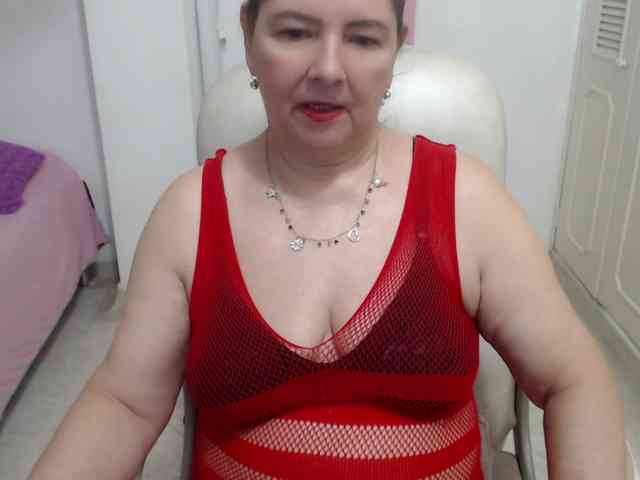 leonela-68 webcam
