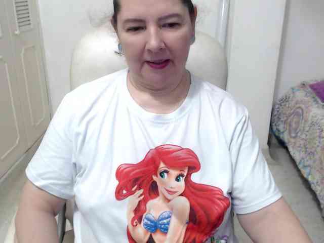 leonela-68 webcam