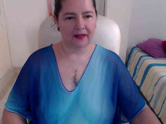 leonela-68 webcam