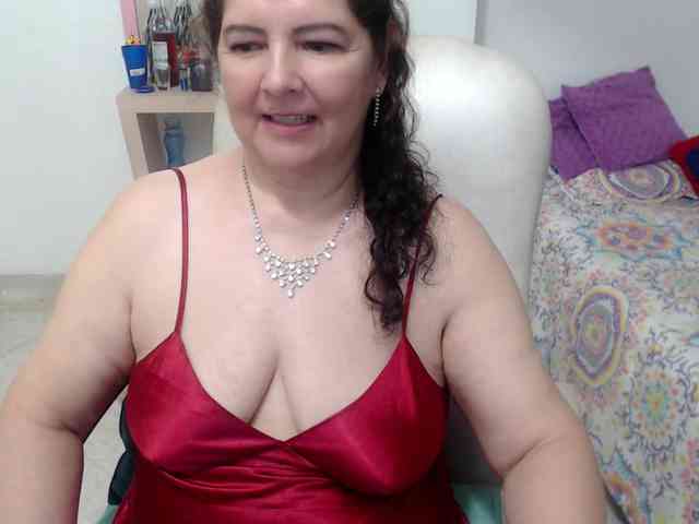 leonela-68 Live Webcam on BongaCams