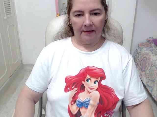 leonela-68 webcam