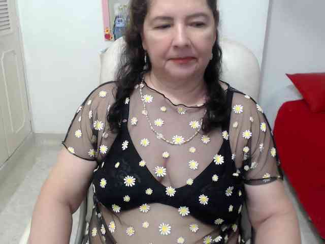 leonela-68 webcam