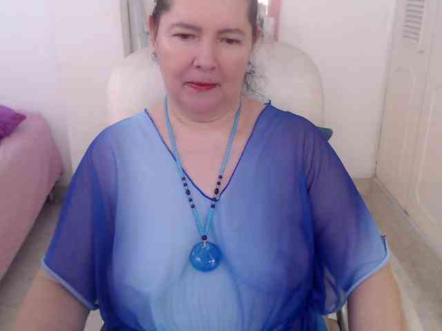 leonela-68 webcam