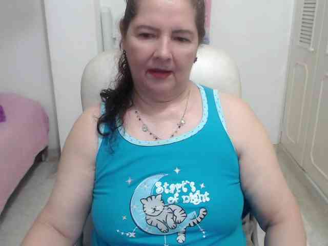 leonela-68