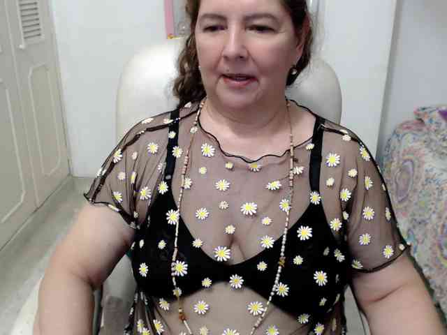 leonela-68 leonela-68