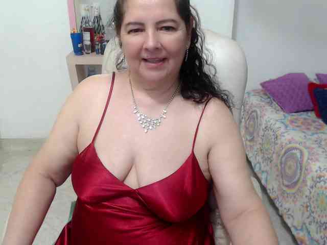 leonela-68 webcam