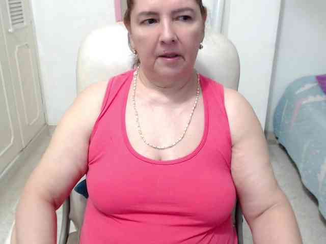 leonela-68 webcam