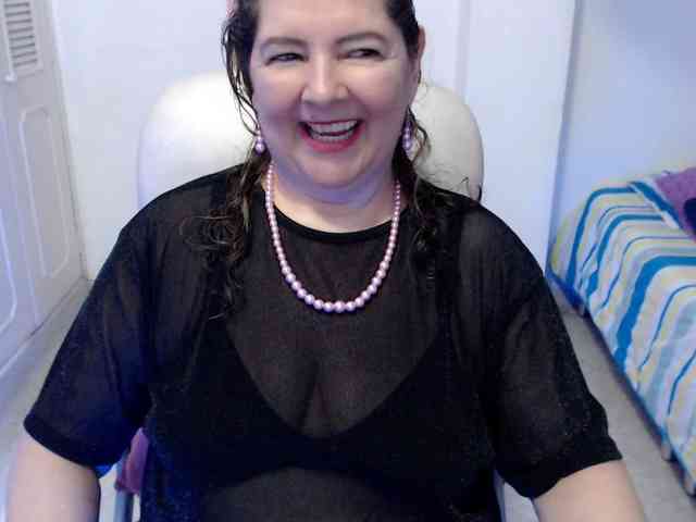 leonela-68