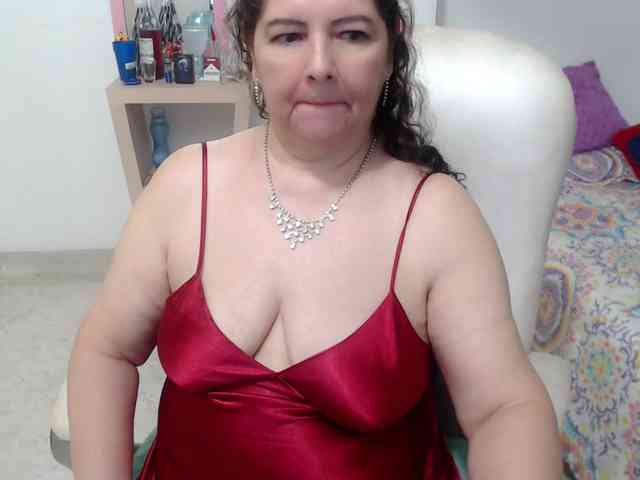 leonela-68 webcam