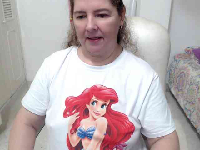 leonela-68 webcam
