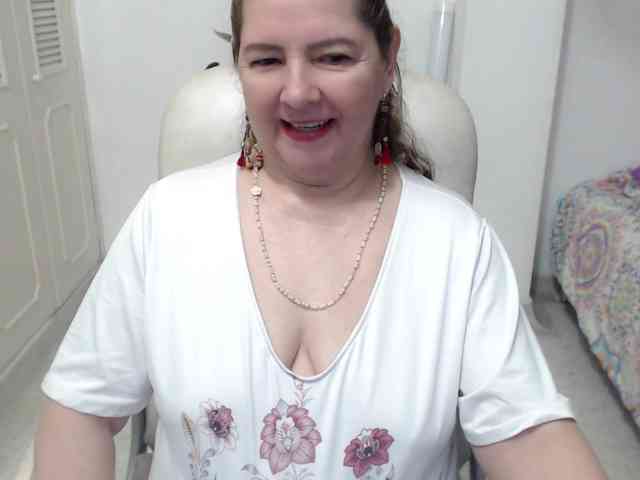 leonela-68 webcam