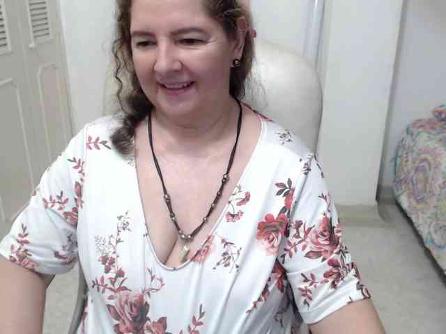 leonela-68 webcam