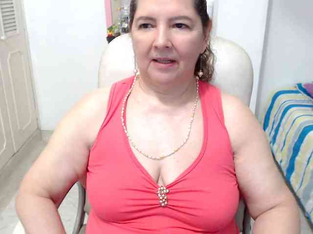 leonela-68