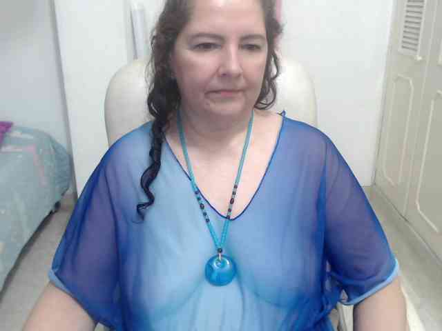 leonela-68 webcam