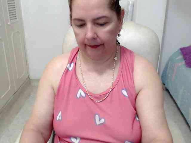 leonela-68 webcam