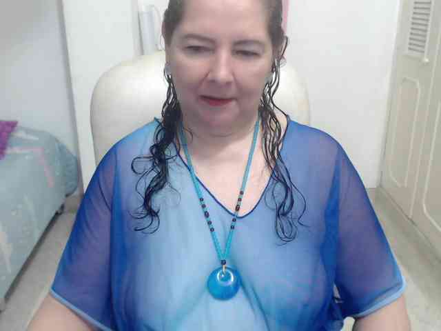 leonela-68 webcam