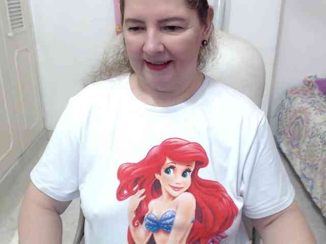 leonela-68 webcam