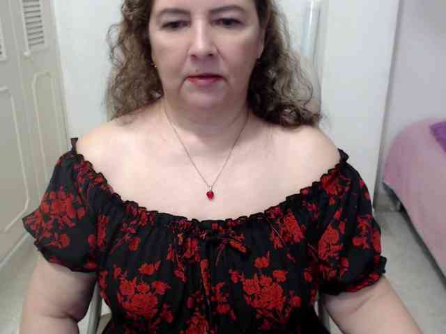 leonela-68