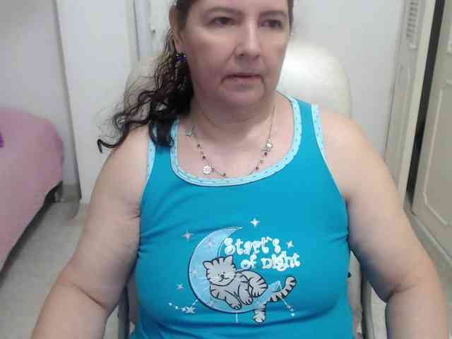 leonela-68