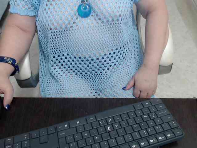 leonela-68 webcam