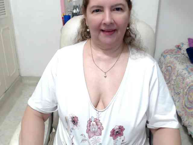 leonela-68 webcam