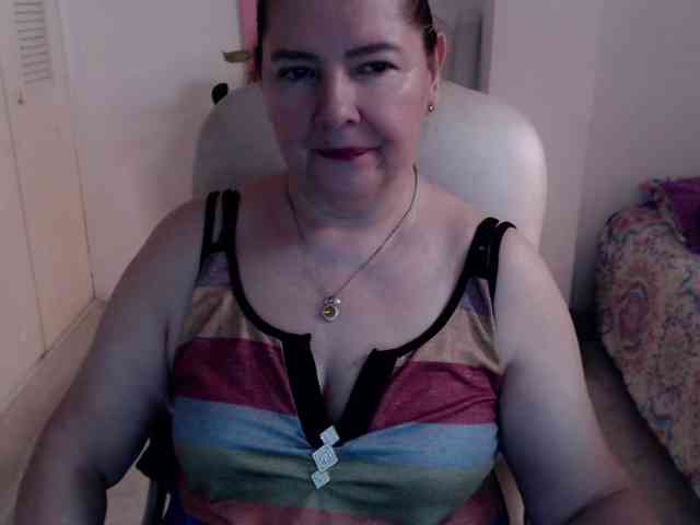 leonela-68 webcam