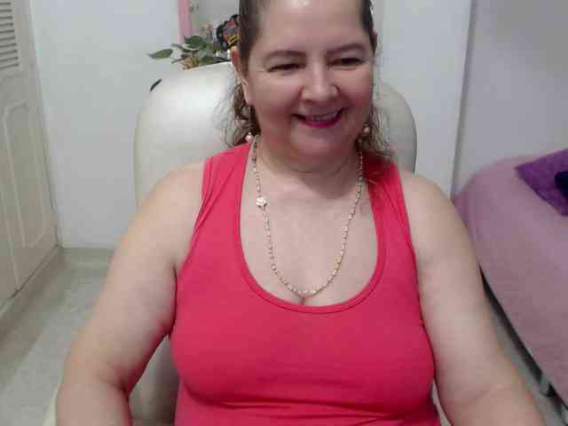 leonela-68 webcam