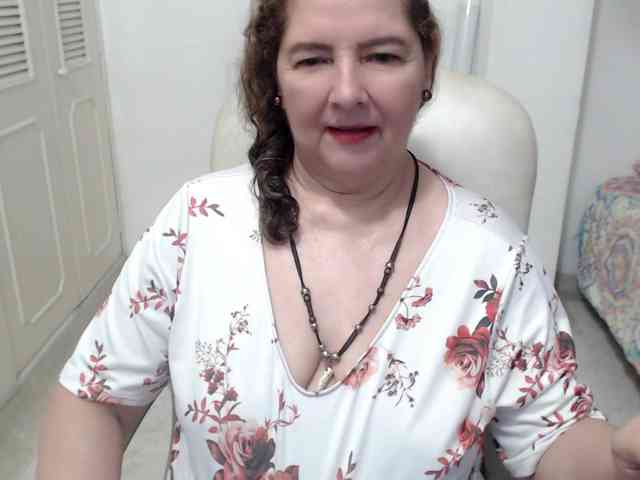 leonela-68 webcam