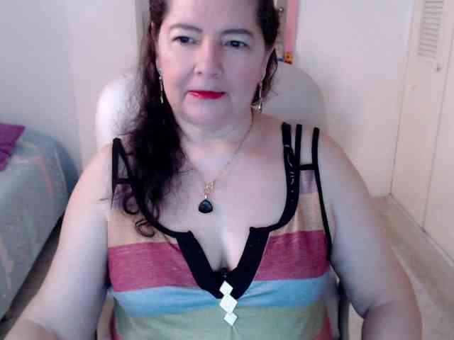 leonela-68 webcam