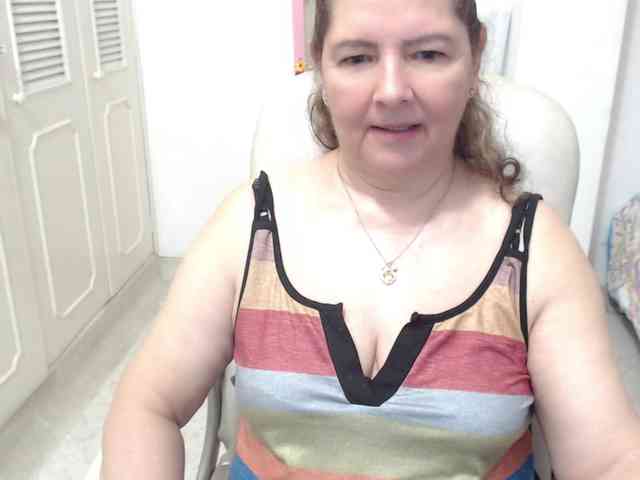 leonela-68 webcam