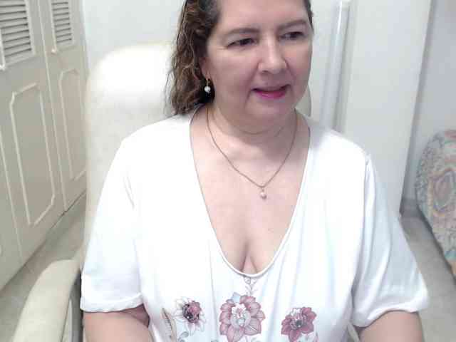 leonela-68 leonela-68