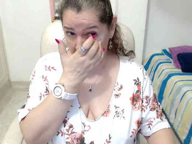 leonela-68