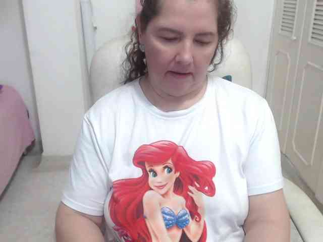 leonela-68 webcam