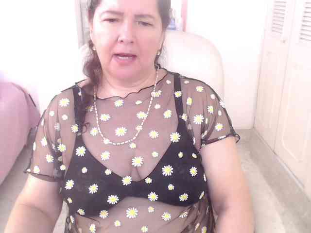 leonela-68 webcam
