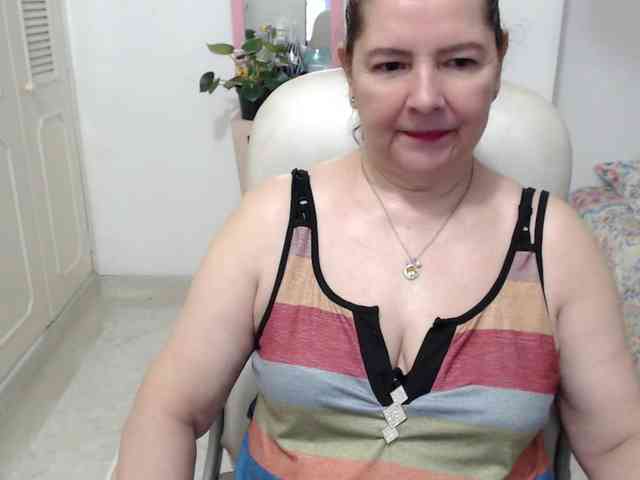 leonela-68 webcam