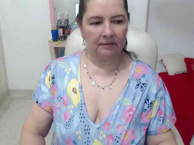 leonela-68