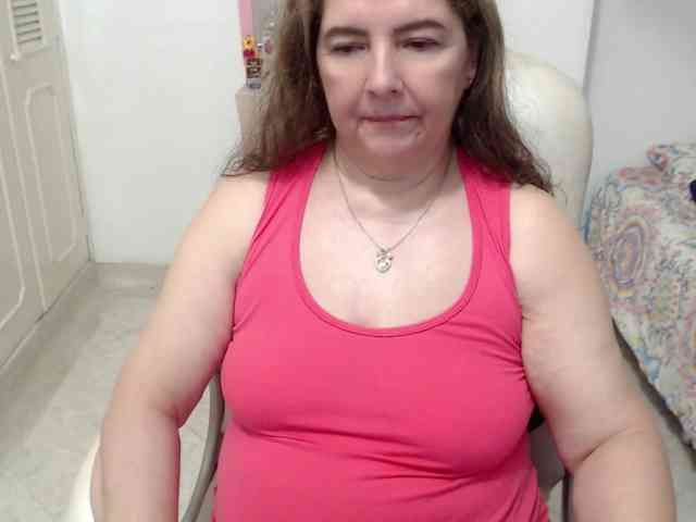 leonela-68