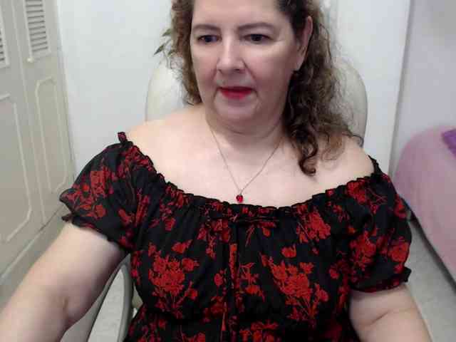 leonela-68 webcam